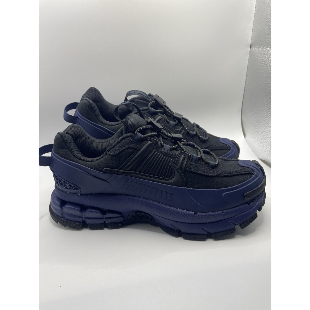 Size 6 - Nike Zoom Vomero Roam Winterized Midnight Navy W